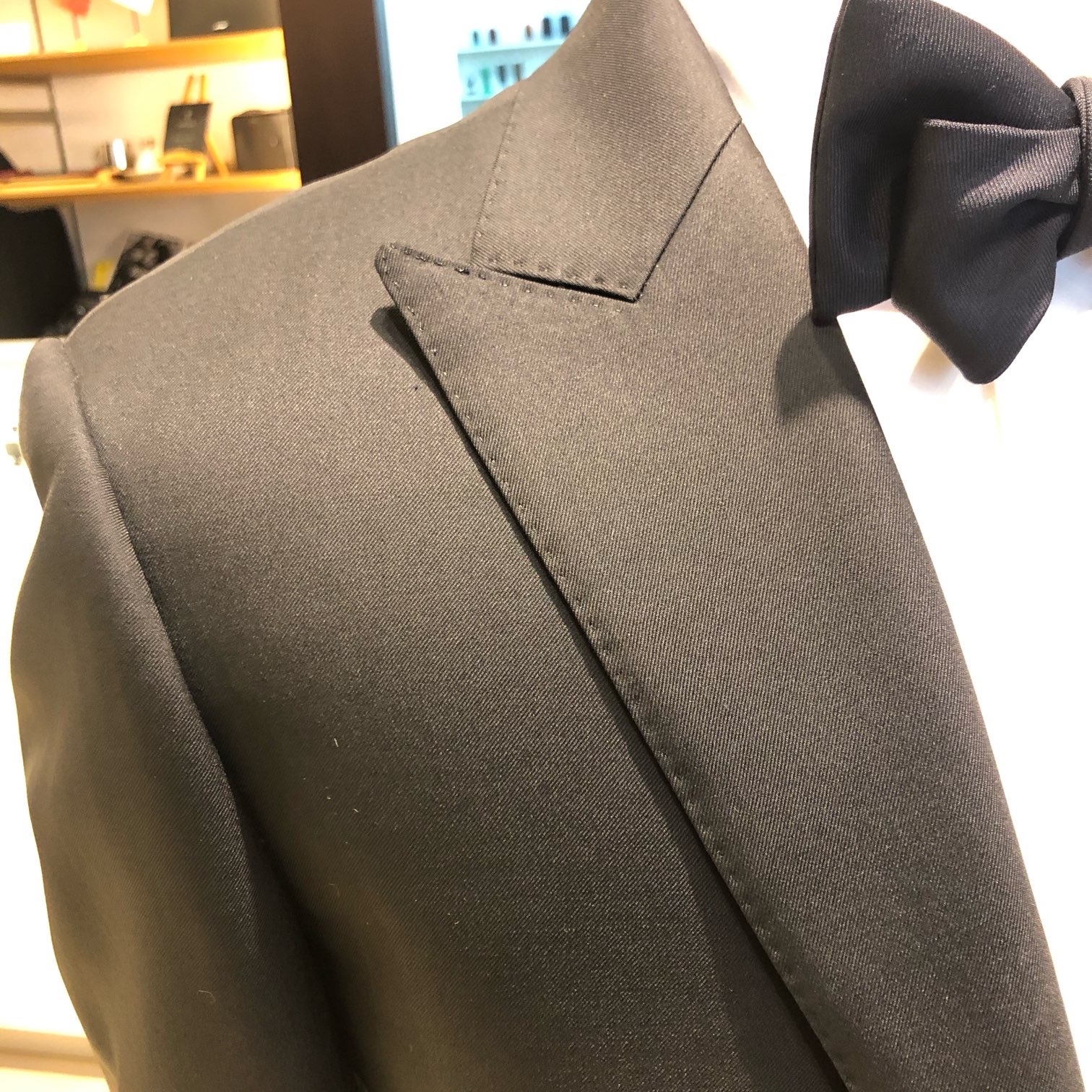 ブラックフォーマルスーツ：スーパー150 