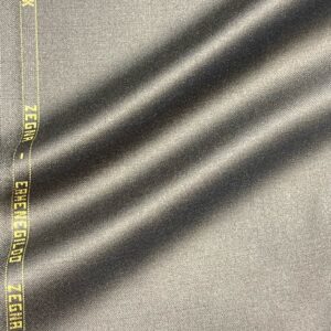 ゼニアスーツ：オリーブグリーンスーツ