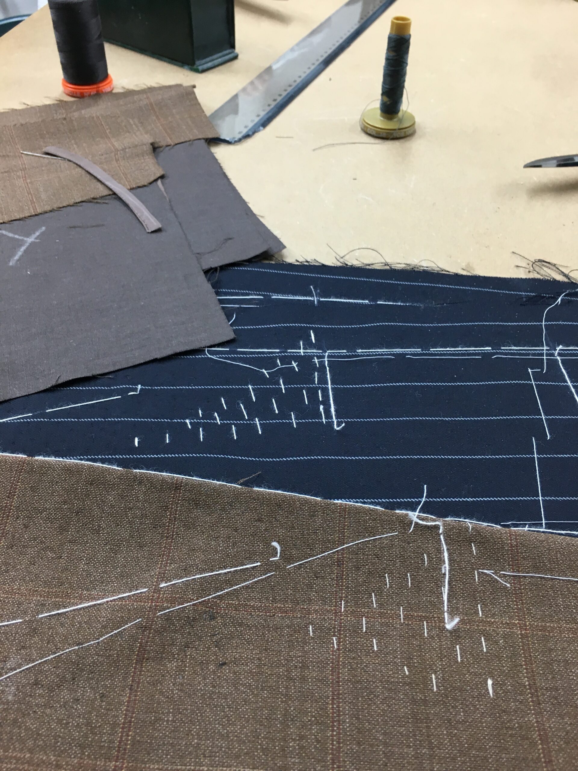 Read more about the article 銀座のテーラーVESTA｜創業者が築いた“誠実な仕立て”とスーツ哲学