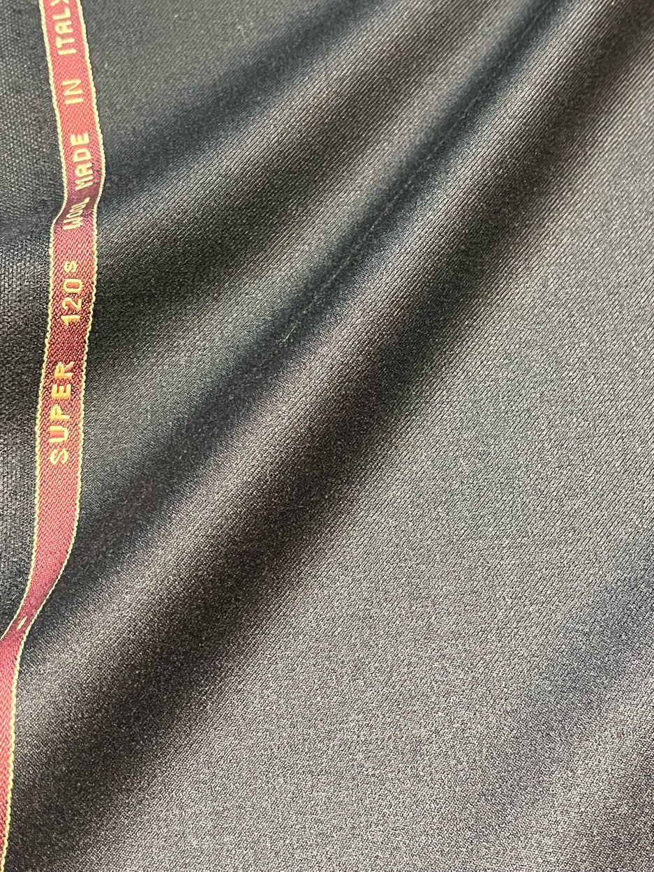 「略礼服」の常識を変える|最高峰のブラックフォーマル&グレーオッドベスト